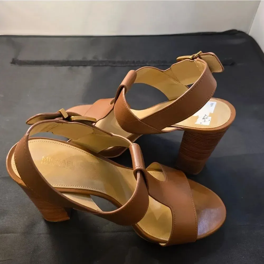 MICHAEL MICHAEL KORS BECKER LEATHER PLATFORM SANDAL